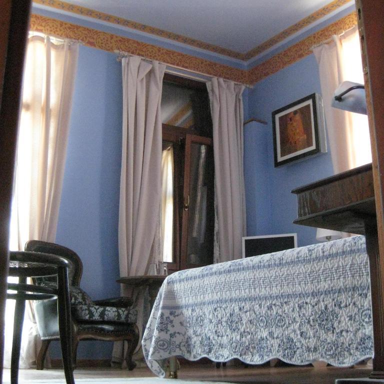 Traditional Hotel Ianthe Vésza Szoba fotó